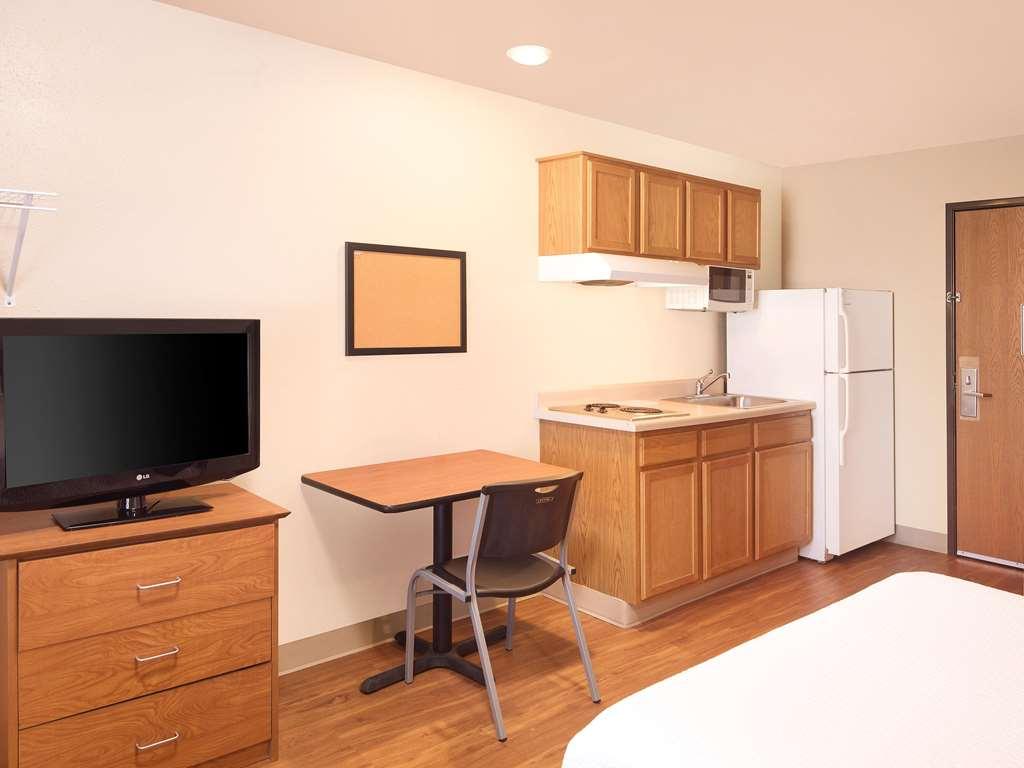 Extended Stay America Select Suites - Denver - Aurora Room photo